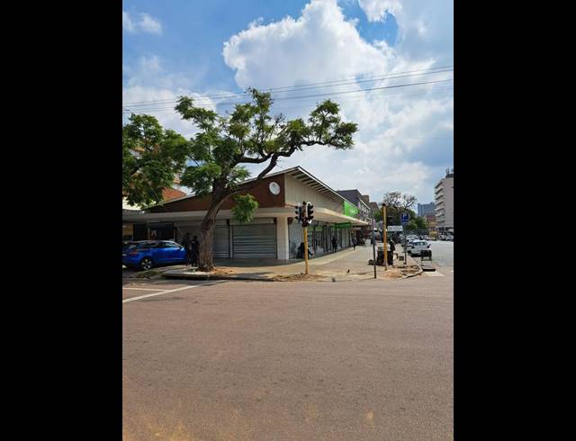 BUSINESS PROPERTY TO RENT IN SUNNYSIDE